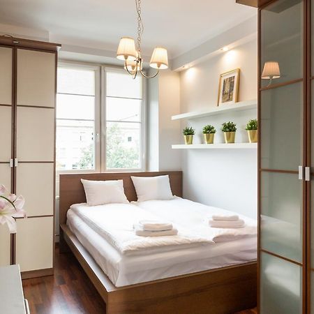 Apartament Marszalkowska By City Quality Warsaw Exterior photo